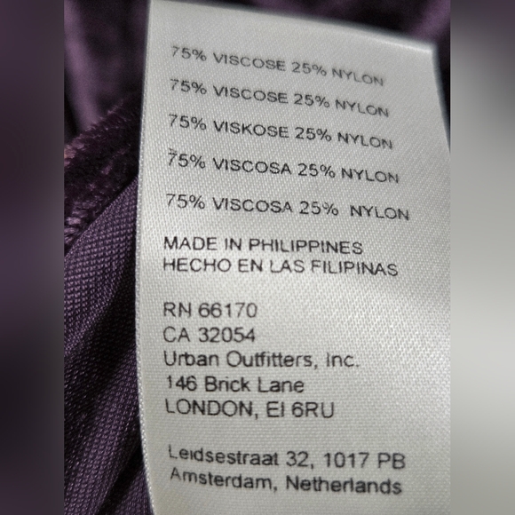 Anthrpologie Pilcro Velvet Relaxed Fit Whimsigoth Button Up, 1X - Picture 5 of 5